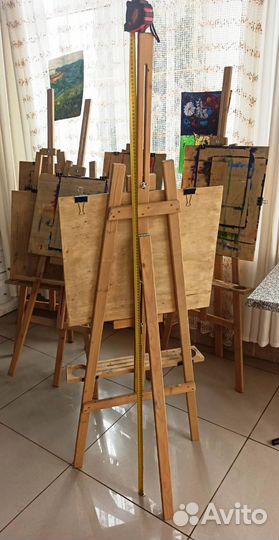 Мольберты, стулья, столы, стеллаж для детской студ