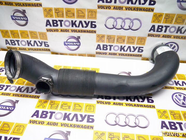 Патрубок воздушного фильтра Вольво XC90 3.2 CH 522