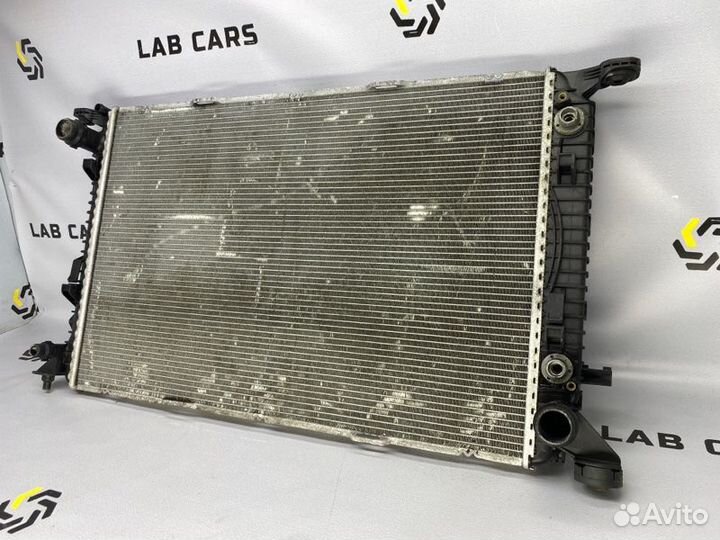 Радиатор охлаждения двигателя Audi A5 8T cala 3.2