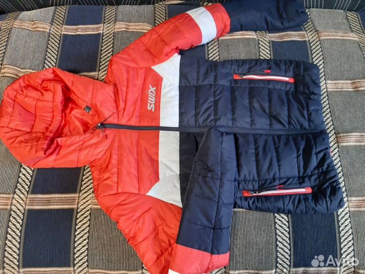 Зим.жен.S и XL разминочные куртки adidas Сб.России