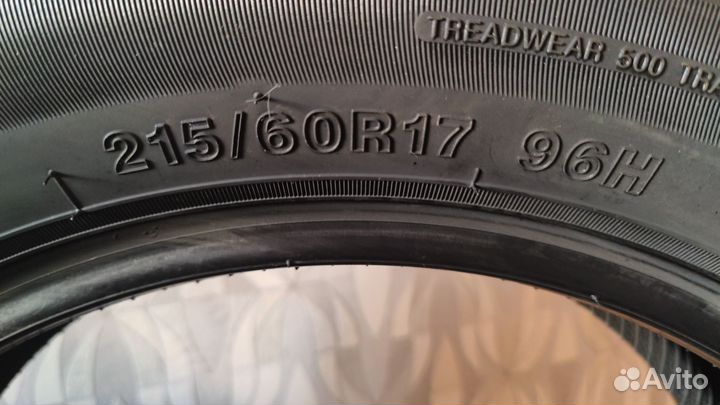 Vittos VSH10 Expedite 215/60 R17 96H