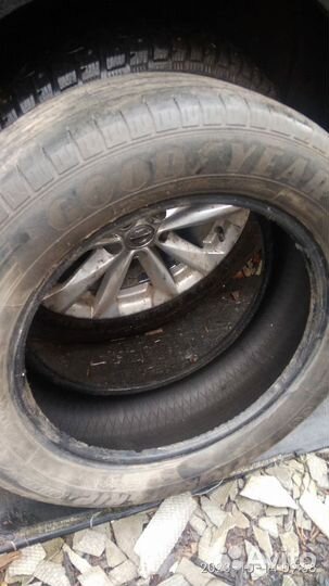 Шины 215/60 R17 Goodyear EfficientGrip SUV 4x4 96H