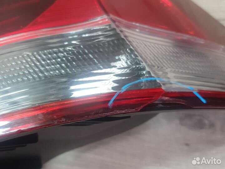 Фонарь задний правый Volkswagen polo 2015+