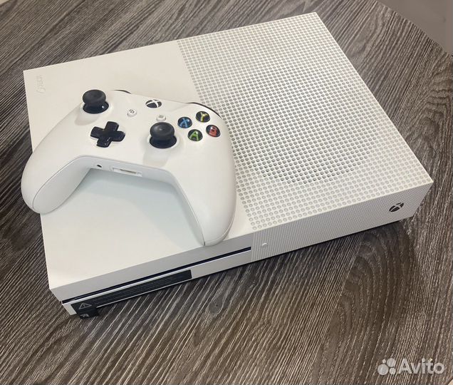 Xbox one s 500 gb с дисководом