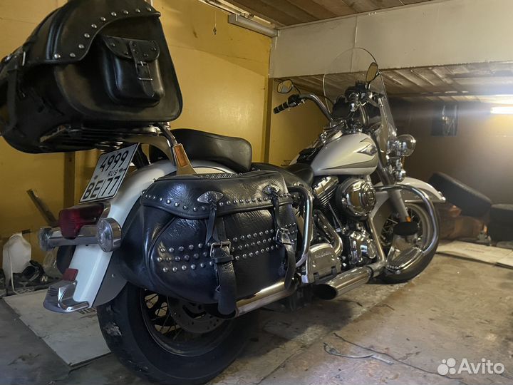 Harley Davidson Softail Heritage 2009 (flstc)