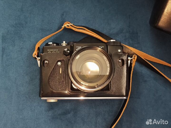 Фотоаппарат Zenit TTL + Гелиос-44M