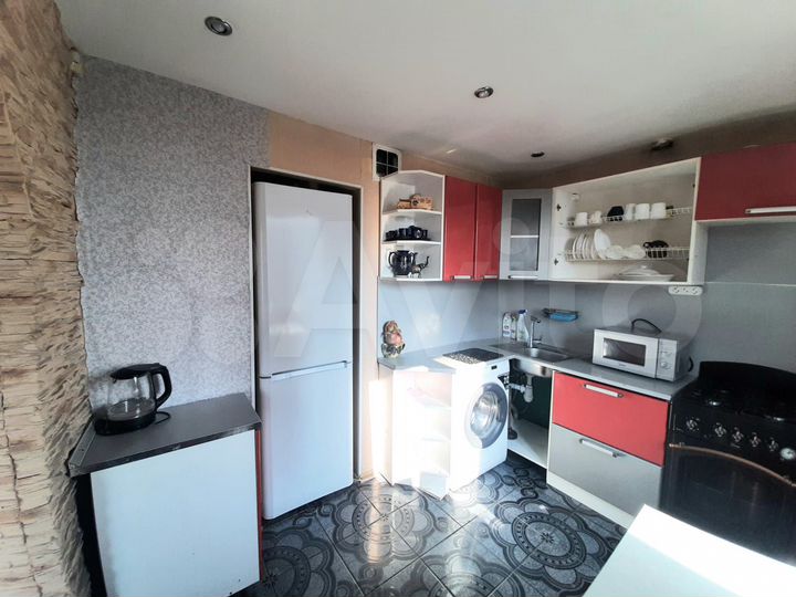 2-к. квартира, 54 м², 9/9 эт.