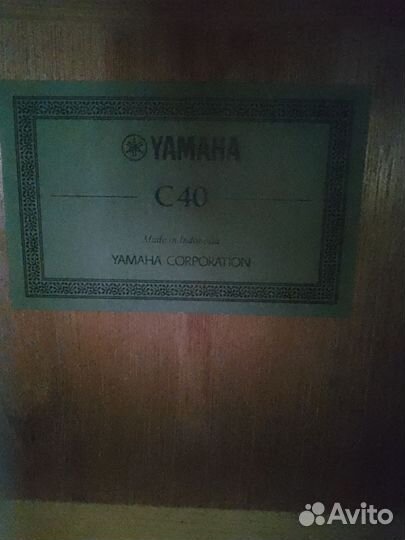 Классическая гитара yamaha c40