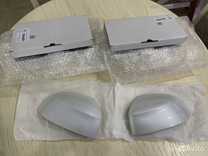 Накладки на зеркала BMW X7 G07