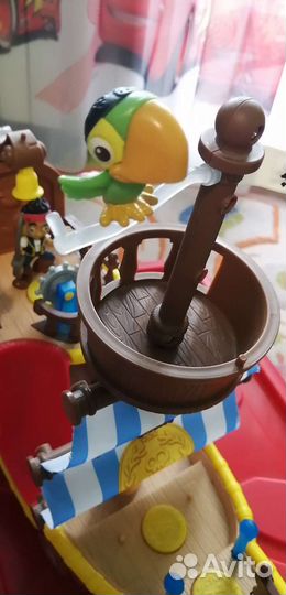 Пиратский корабль