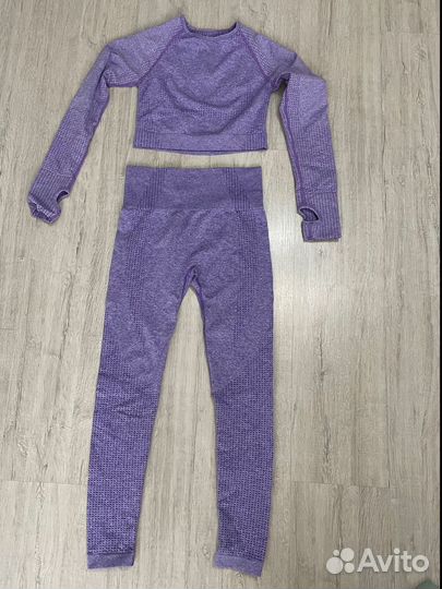 Спортивный костюм для фитнеса и йоги
