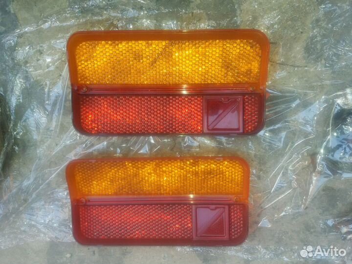 Рассеиватели задних фонарей ваз 2103 новое СССР