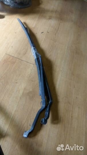 Поводки стеклоочистителя Тойота Карина е