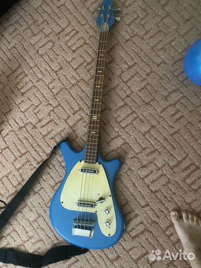 Бас гитара Урал и Комбик blackStar