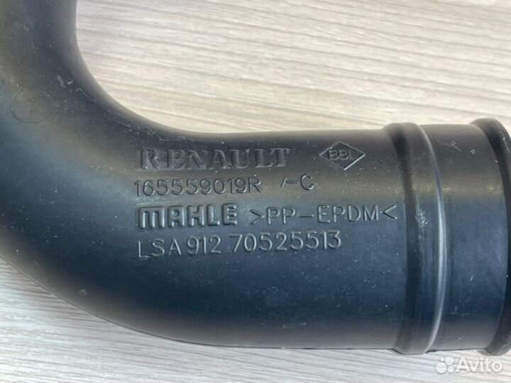 Патрубок воздушного фильтра Renault Sandero