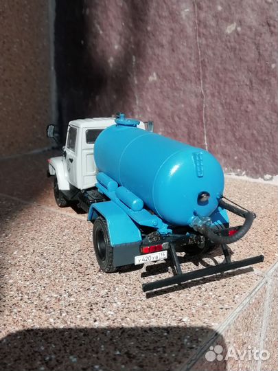 Модель грузовика