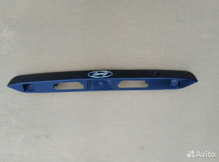 Молдинг накладка крышки багажника Hyundai Accent