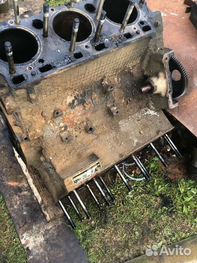 Блок маз шестерка