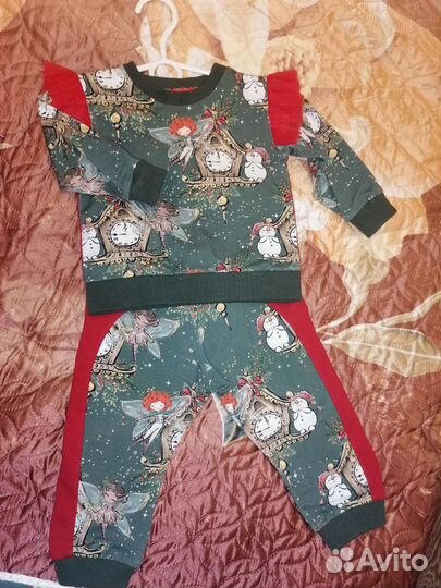 Костюм праздничный 74