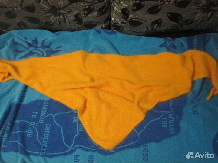 Бактус - платок - косынка из пуха норки