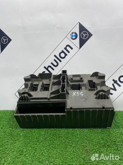 Блок предохранителей передний Bmw X5 E70