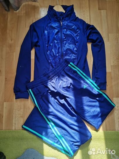 Спортивный костюм adidas новый S
