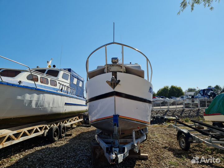 Катер урал 9,7