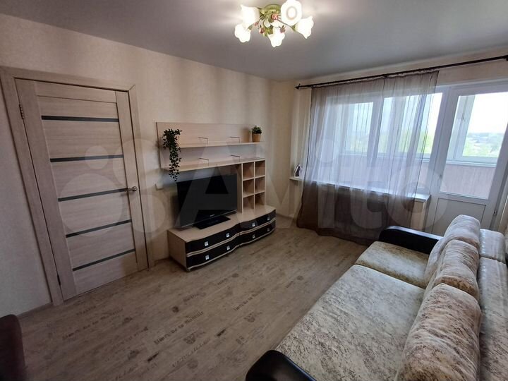 1-к. квартира, 42 м², 8/14 эт.