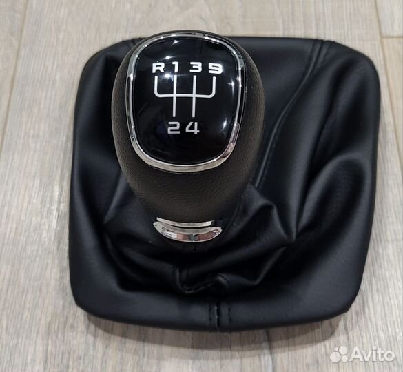 Ручка кпп МКПП с чехлом Skoda Octavia A5 A6 Yеti