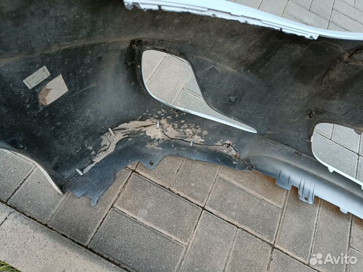 Бампер и противотуманки Hyundai Solaris 1