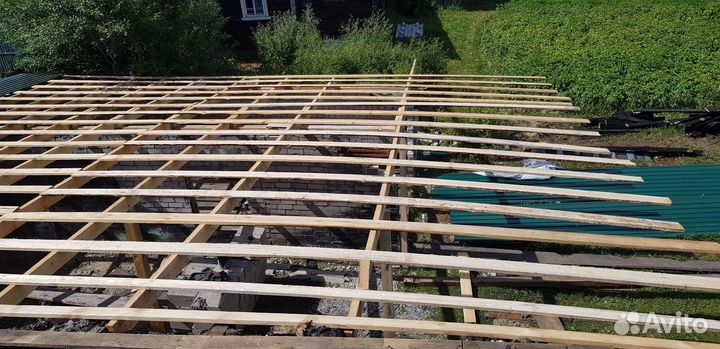 Бригада строителей