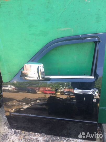 Дверь передняя левая Додж Нитро