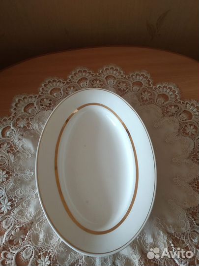 Блюдо и селёдочницы