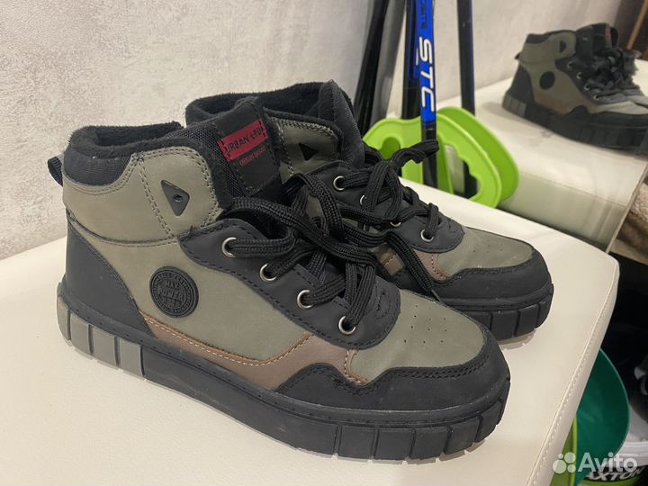 Ботинки демисезонные 35