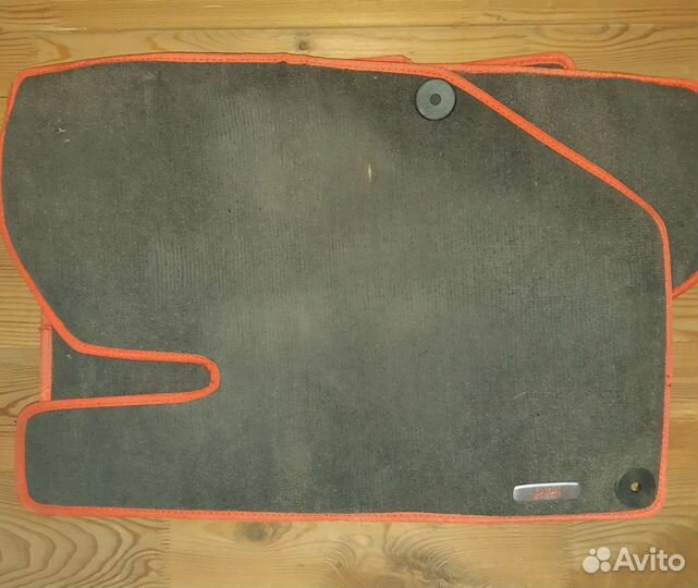 Автомобильные коврики ворсовые