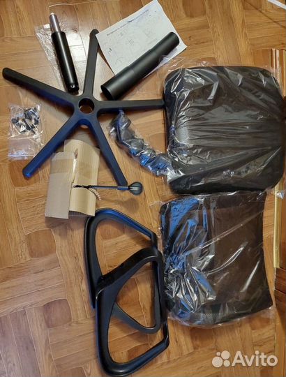 Компьютерное кресло новое