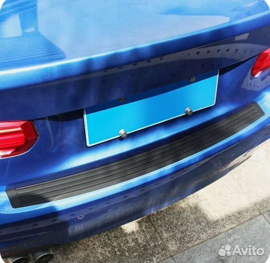 Резиновая защита заднего бампера багажника