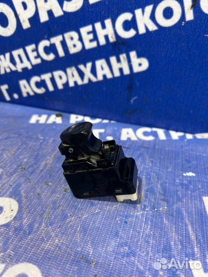 Кнопка стеклоподъемника Daewoo Matiz хэтчбек 2007