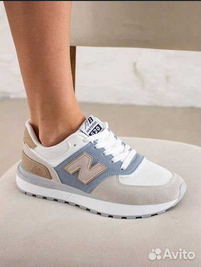 Кроссовки женские new balance