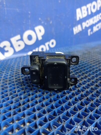 Блок управления зеркалами Mazda 6 Gg седан AJ 2003