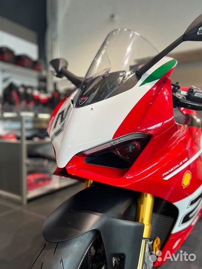 Ducati Panigale V2 troy bayliss