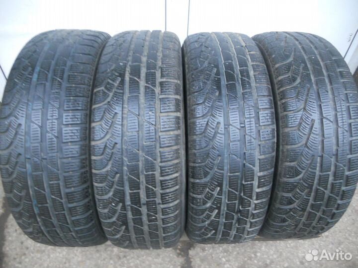 Pirelli Winter Sottozero Serie II 215/65 R16 98H