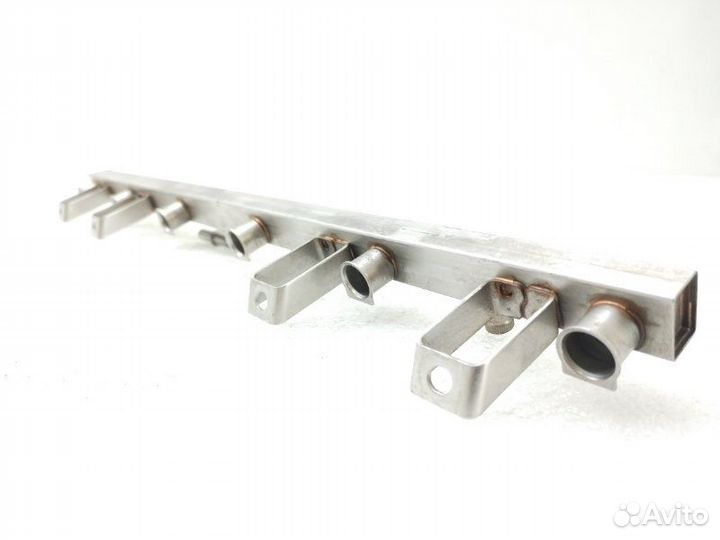 Топливная рейка (рампа) Bmw 3-Series E90 3.0