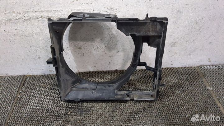 Кожух вентилятора радиатора Nissan Pathfinder, 201