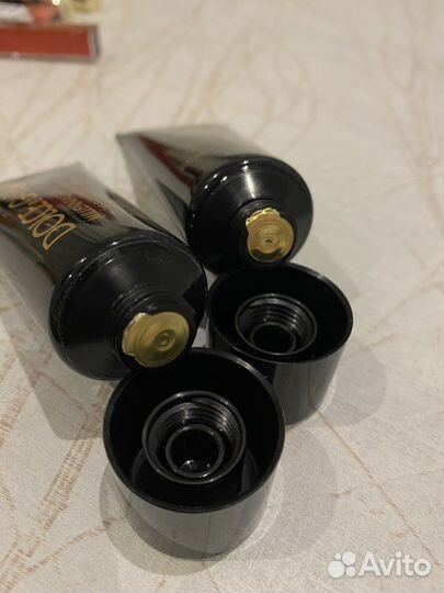 Увложняюший крем с тоном Dolce Gabbana