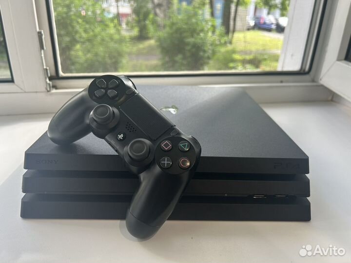 Sony PS4 pro 1tb