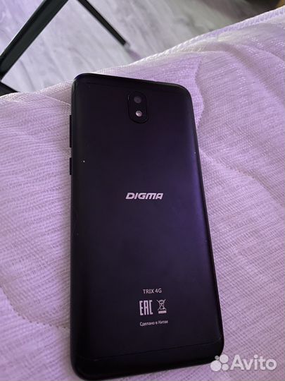 Телефон digma trix4G
