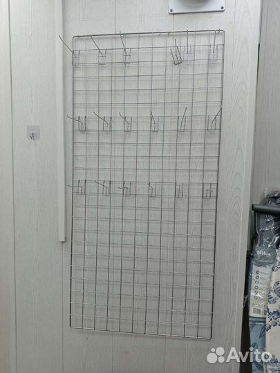 Сетка металлическая с крючками