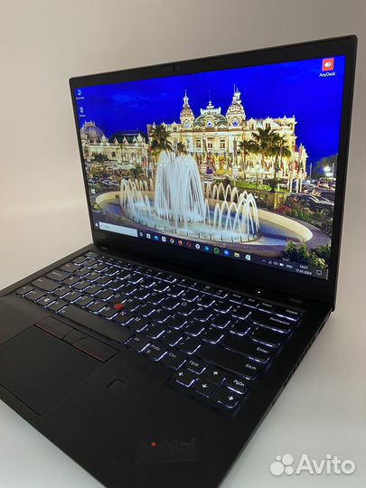 Lenovo ThinkPad X1 Carbon Gen 6 i7-8650U/16/512