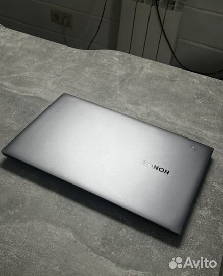 Honor magicbook pro 16